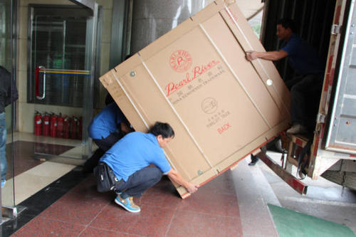 多祥镇钢琴贵重工艺品无忧运